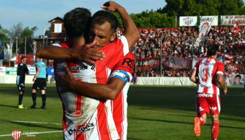 Citados para recibir a V. San Carlos