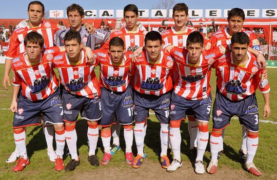 Talleres De Escalada: Talleres venció y es puntero